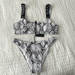 Kendall + Kylie Bathingsuit